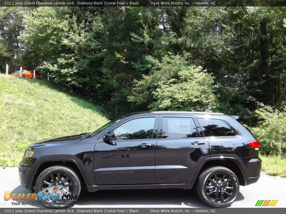 Diamond Black Crystal Pearl 2021 Jeep Grand Cherokee Laredo 4x4 Photo #1