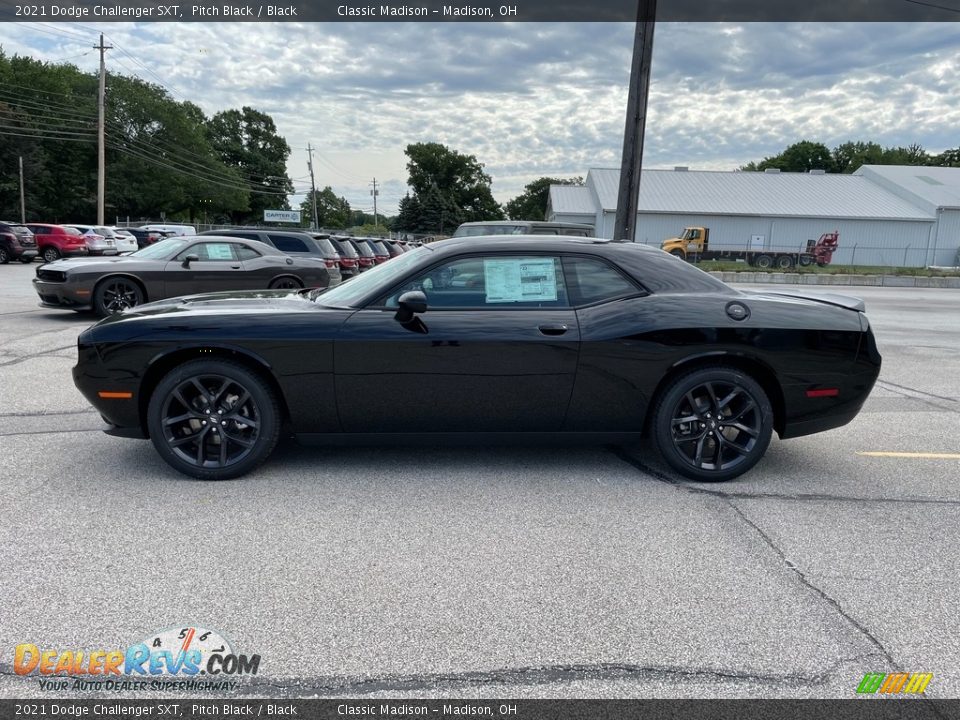2021 Dodge Challenger SXT Pitch Black / Black Photo #8