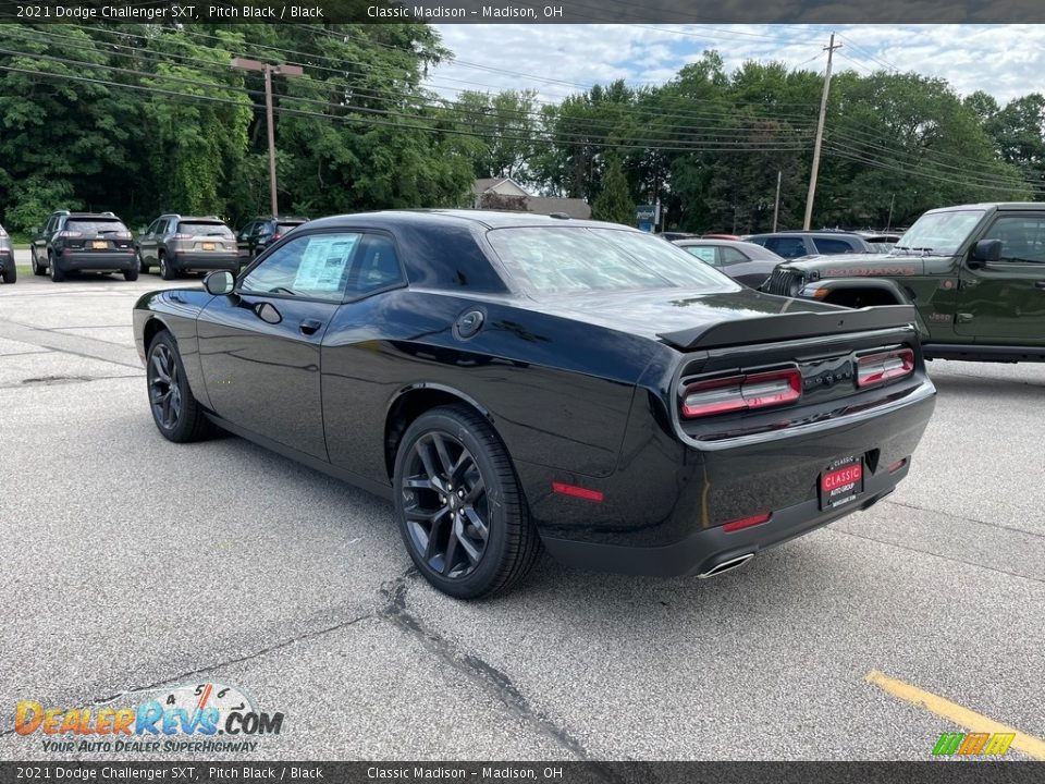 2021 Dodge Challenger SXT Pitch Black / Black Photo #9