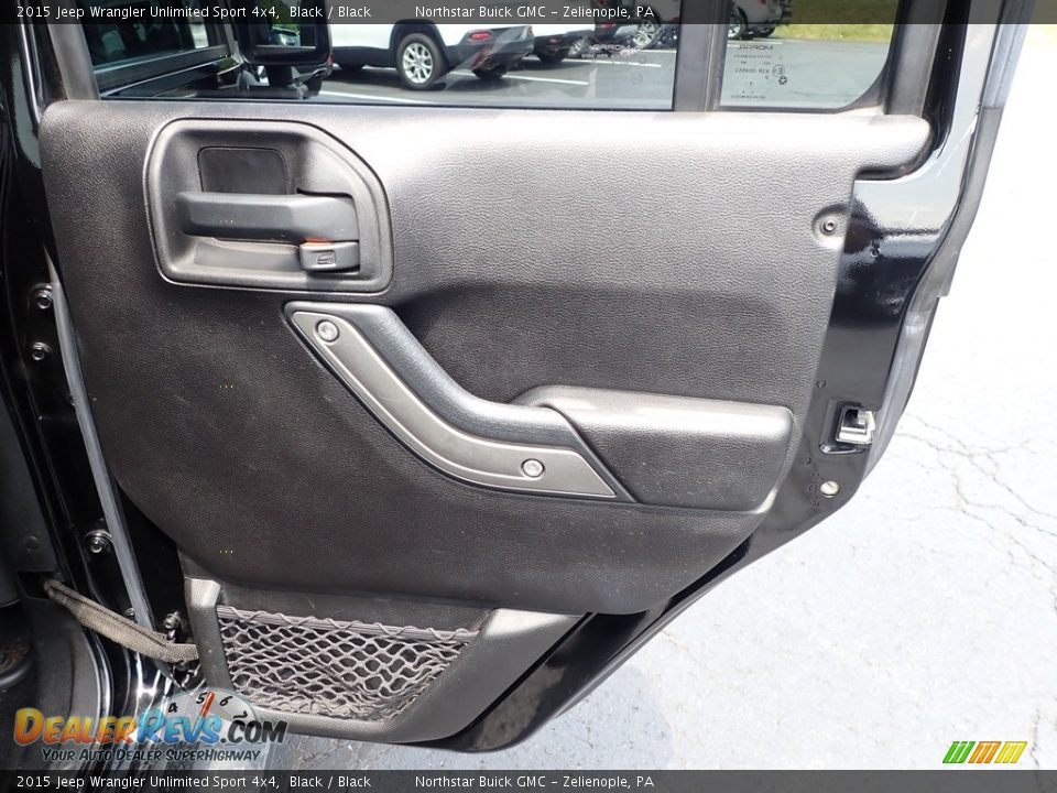 2015 Jeep Wrangler Unlimited Sport 4x4 Black / Black Photo #8