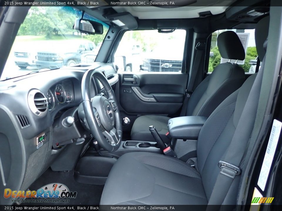 2015 Jeep Wrangler Unlimited Sport 4x4 Black / Black Photo #16