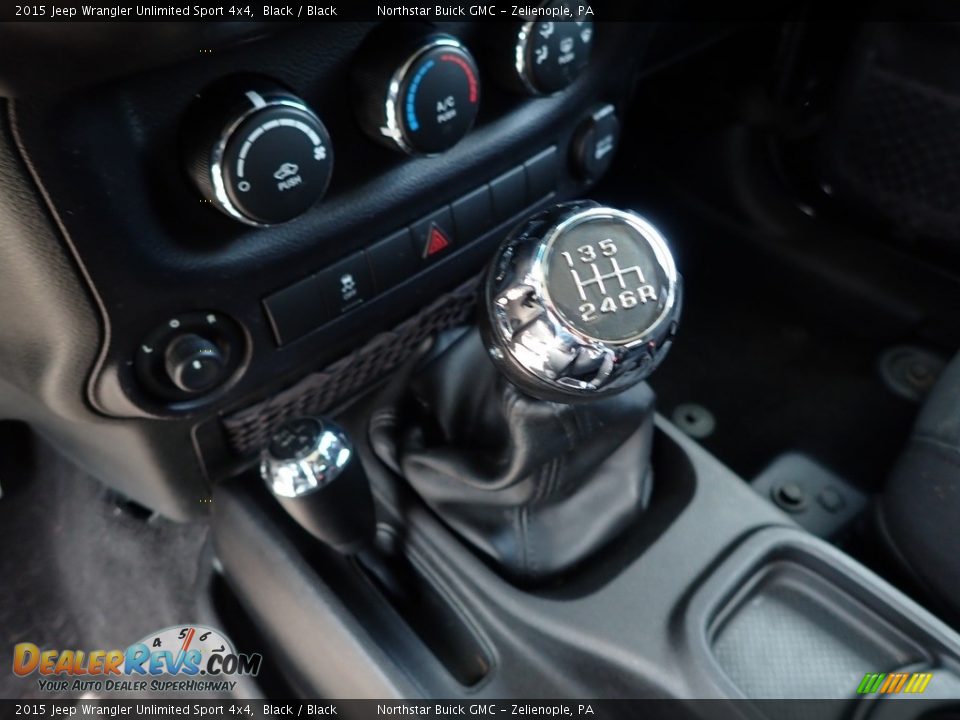 2015 Jeep Wrangler Unlimited Sport 4x4 Black / Black Photo #22