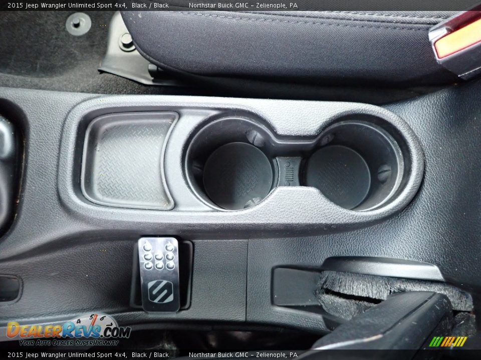 2015 Jeep Wrangler Unlimited Sport 4x4 Black / Black Photo #27
