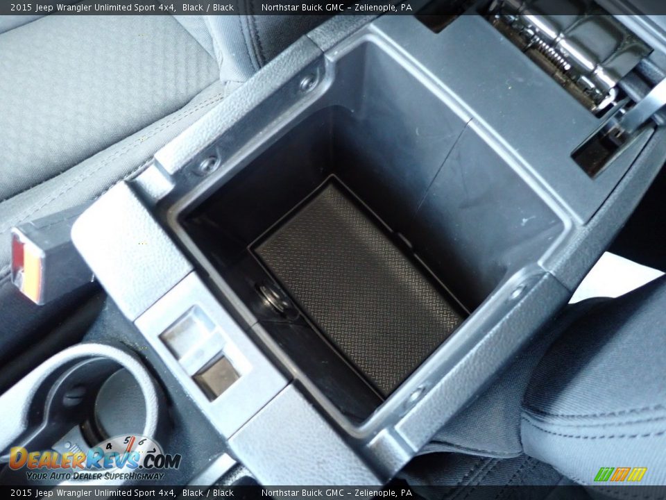 2015 Jeep Wrangler Unlimited Sport 4x4 Black / Black Photo #28
