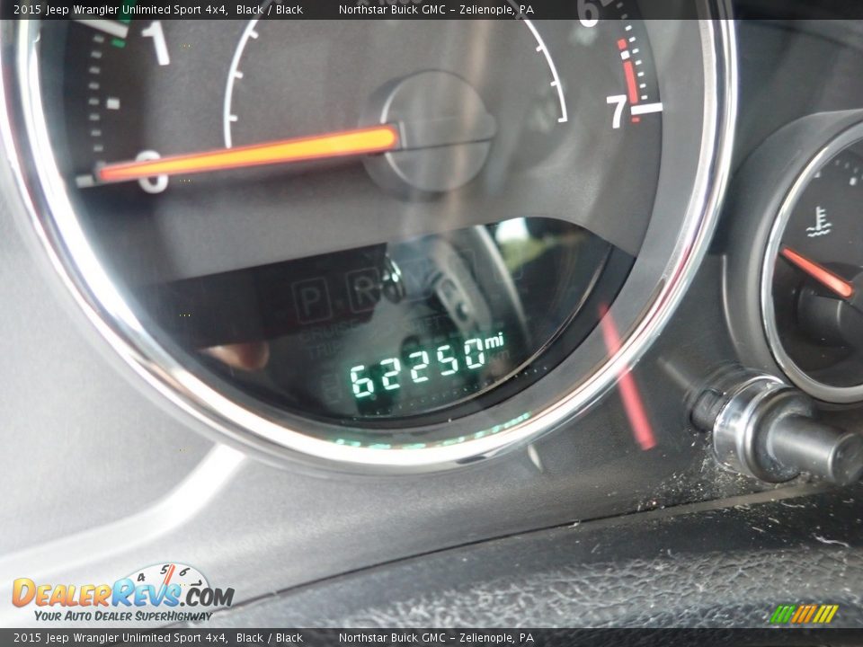 2015 Jeep Wrangler Unlimited Sport 4x4 Black / Black Photo #30