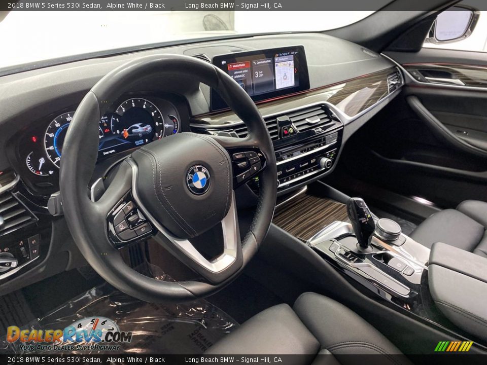 2018 BMW 5 Series 530i Sedan Alpine White / Black Photo #16