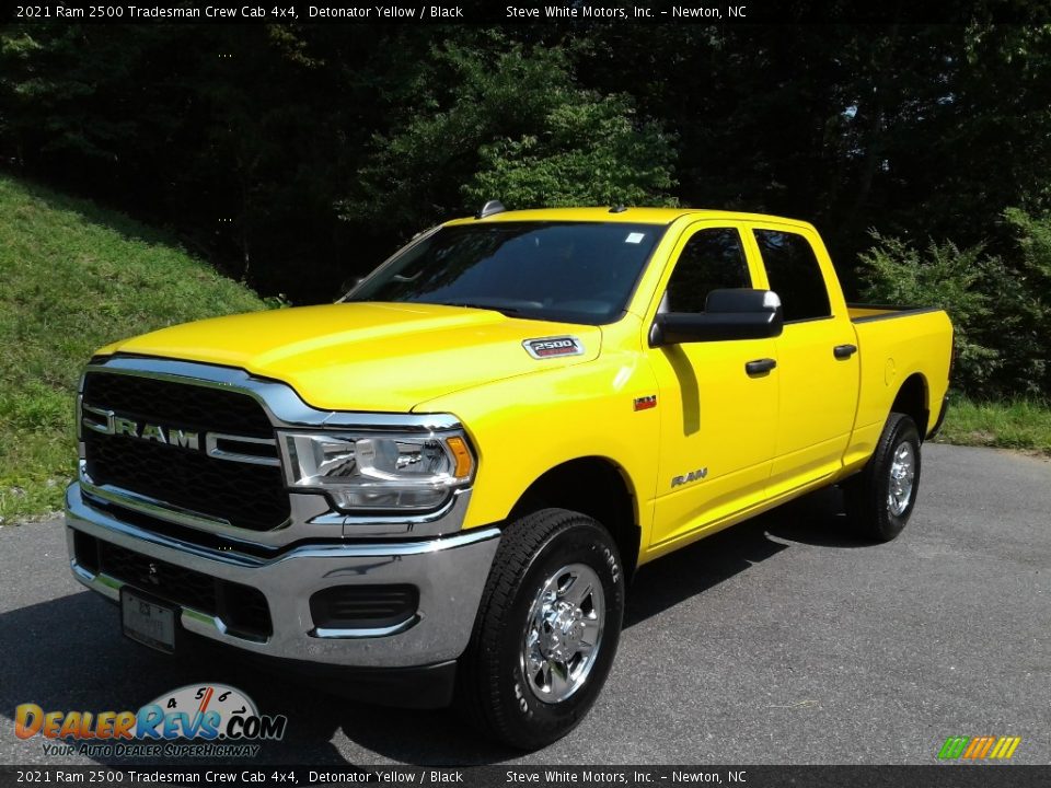 2021 Ram 2500 Tradesman Crew Cab 4x4 Detonator Yellow / Black Photo #2