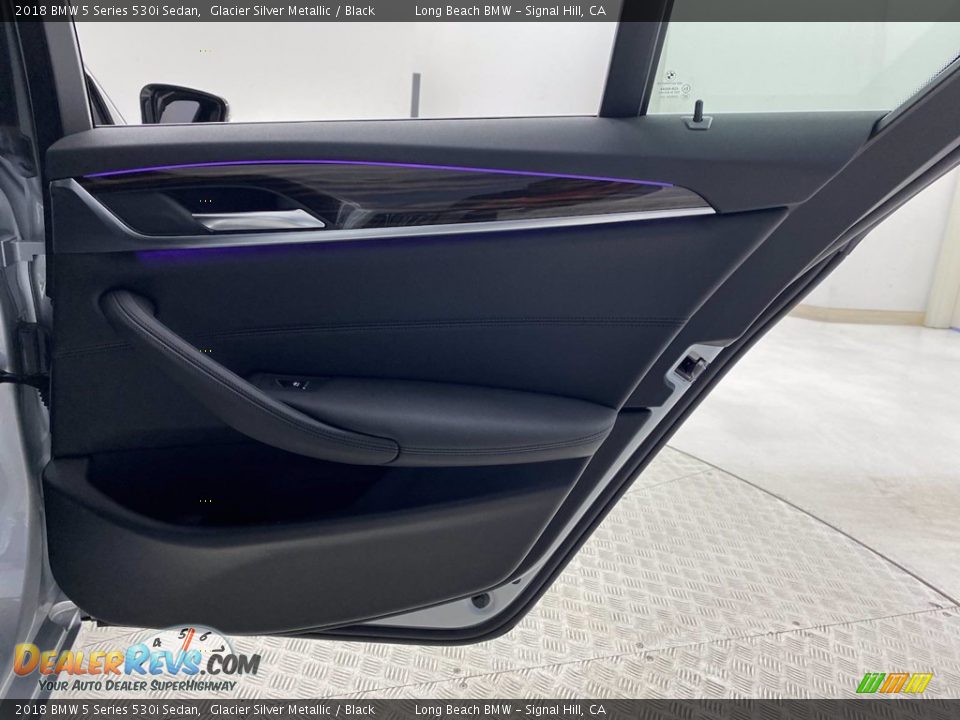 2018 BMW 5 Series 530i Sedan Glacier Silver Metallic / Black Photo #35