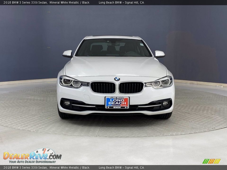 2018 BMW 3 Series 330i Sedan Mineral White Metallic / Black Photo #2