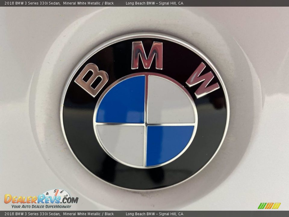 2018 BMW 3 Series 330i Sedan Mineral White Metallic / Black Photo #10