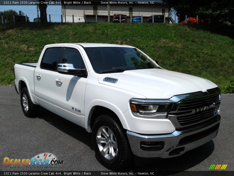 2021 Ram 1500 Laramie Crew Cab 4x4 Bright White / Black Photo #4