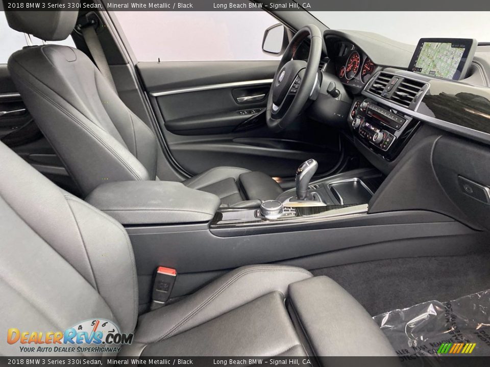 2018 BMW 3 Series 330i Sedan Mineral White Metallic / Black Photo #33