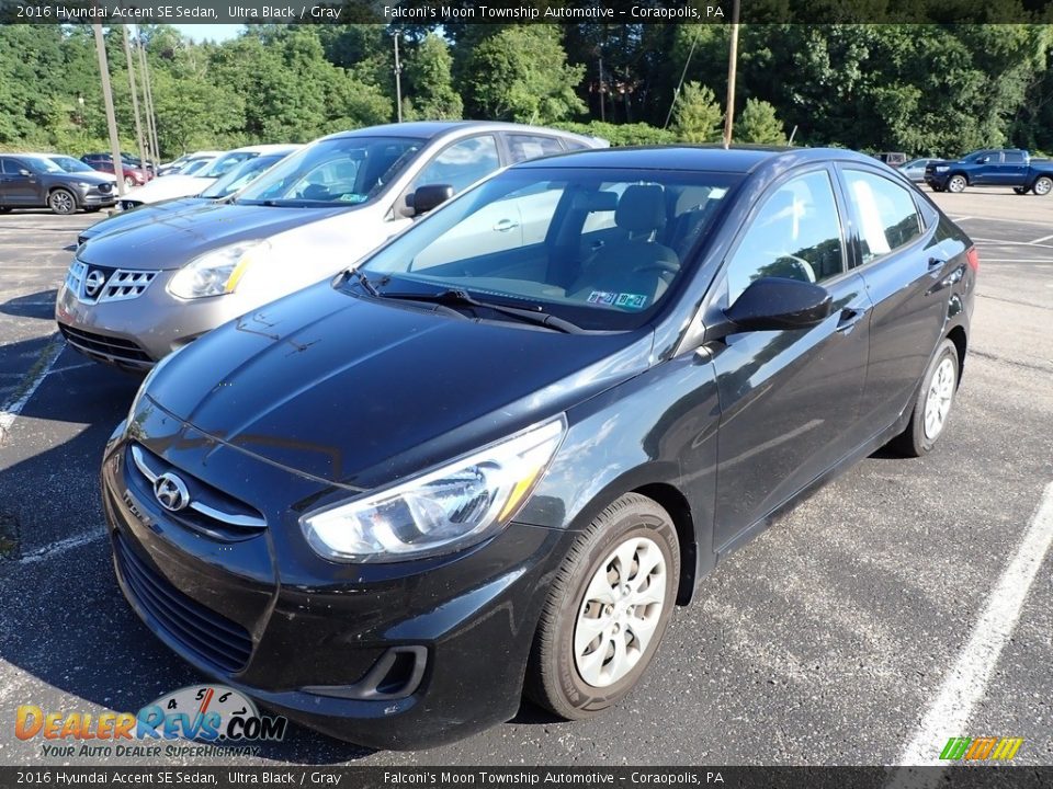 2016 Hyundai Accent SE Sedan Ultra Black / Gray Photo #1