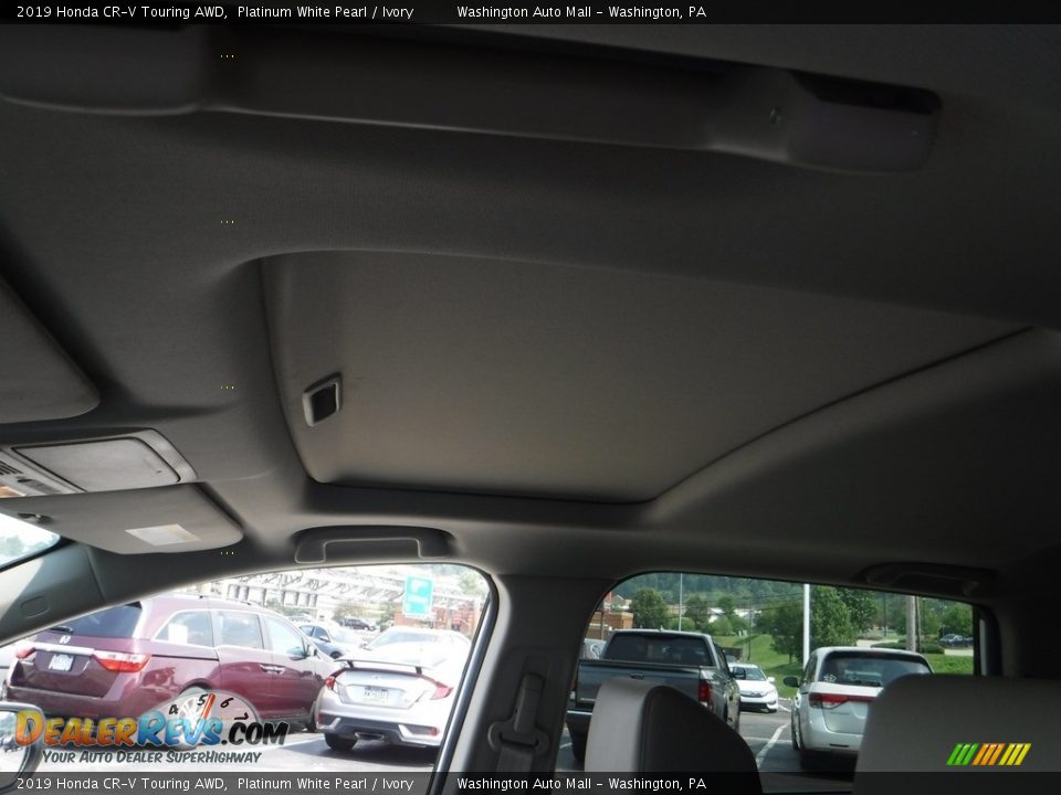 2019 Honda CR-V Touring AWD Platinum White Pearl / Ivory Photo #11