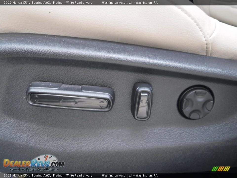 2019 Honda CR-V Touring AWD Platinum White Pearl / Ivory Photo #16