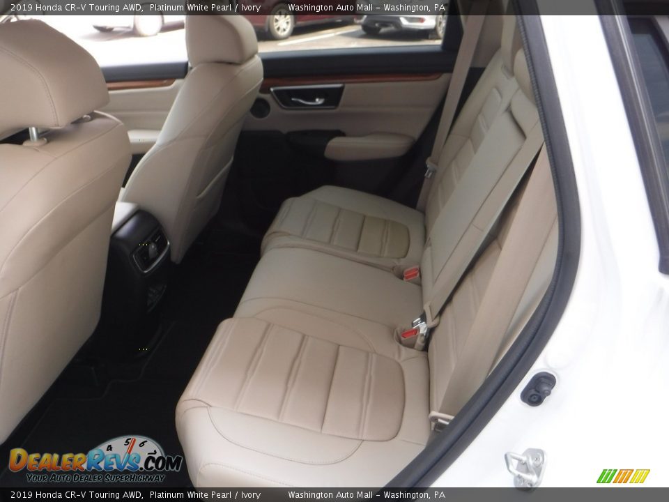 2019 Honda CR-V Touring AWD Platinum White Pearl / Ivory Photo #29