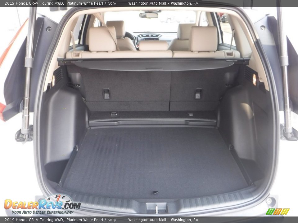 2019 Honda CR-V Touring AWD Platinum White Pearl / Ivory Photo #30