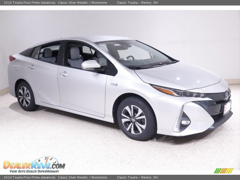 2019 Toyota Prius Prime Advanced Classic Silver Metallic / Moonstone Photo #1