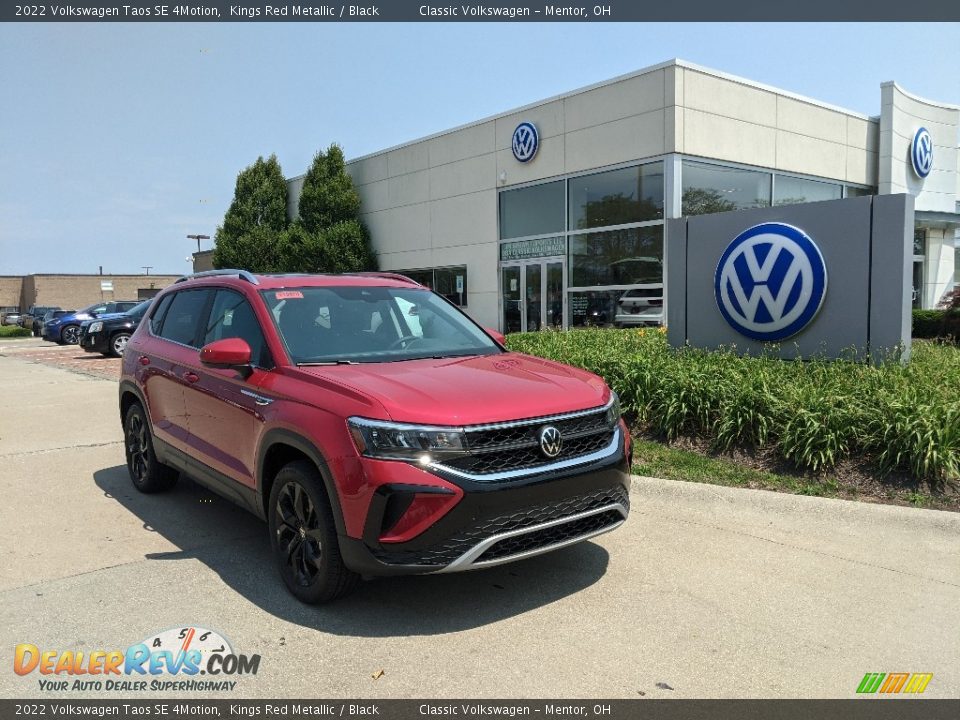 Front 3/4 View of 2022 Volkswagen Taos SE 4Motion Photo #1