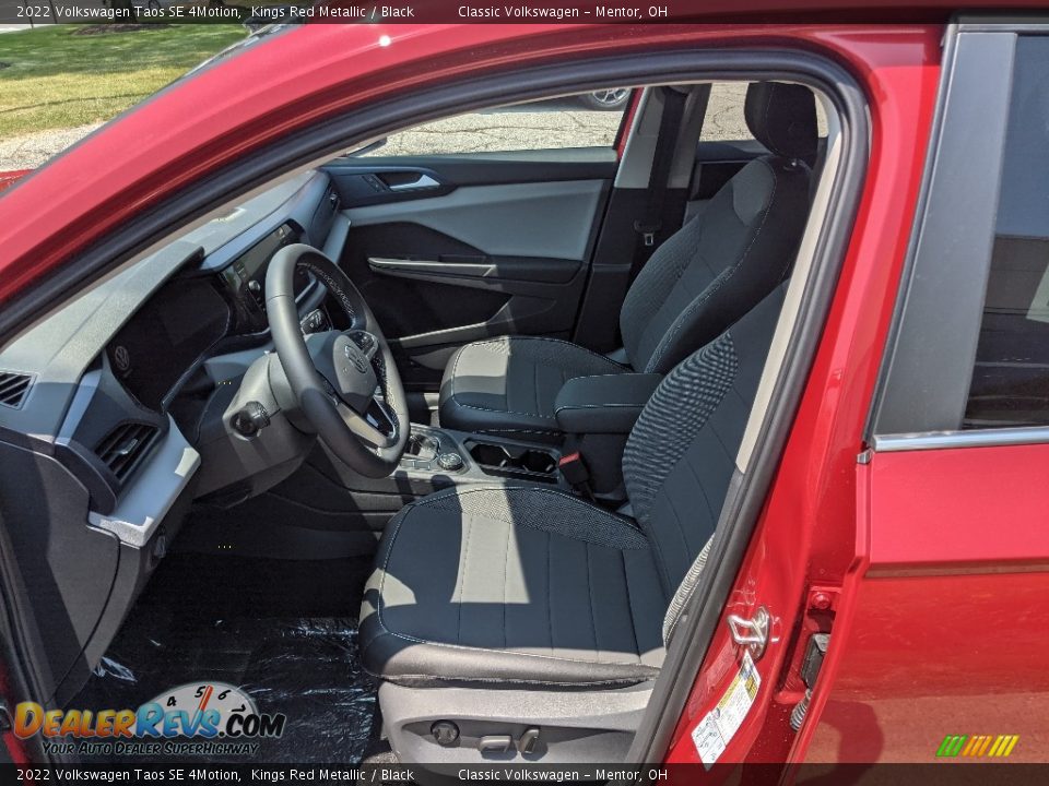 Front Seat of 2022 Volkswagen Taos SE 4Motion Photo #4