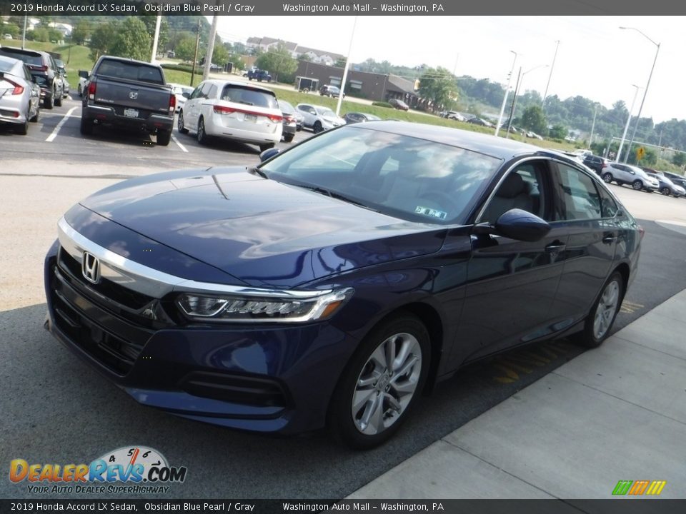 2019 Honda Accord LX Sedan Obsidian Blue Pearl / Gray Photo #5