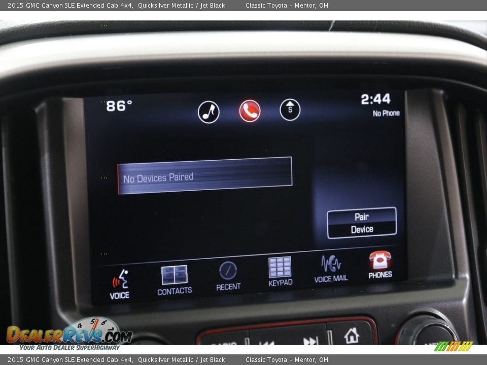 Controls of 2015 GMC Canyon SLE Extended Cab 4x4 Photo #11