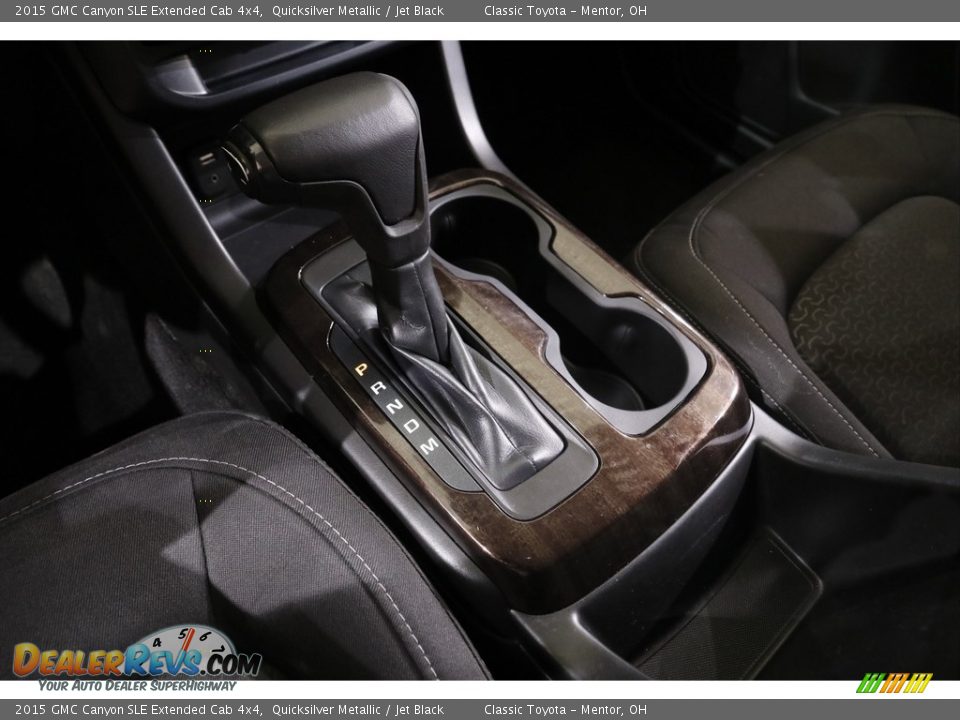 2015 GMC Canyon SLE Extended Cab 4x4 Shifter Photo #13