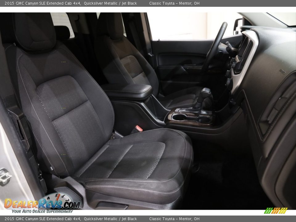 Front Seat of 2015 GMC Canyon SLE Extended Cab 4x4 Photo #14