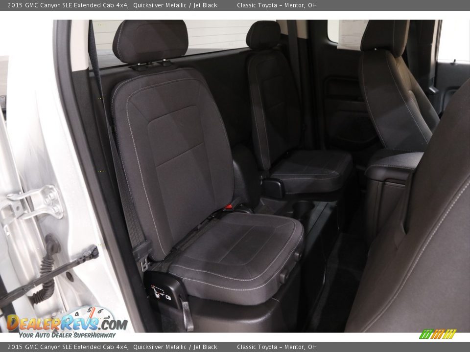 Rear Seat of 2015 GMC Canyon SLE Extended Cab 4x4 Photo #15