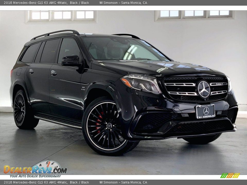 Front 3/4 View of 2018 Mercedes-Benz GLS 63 AMG 4Matic Photo #34