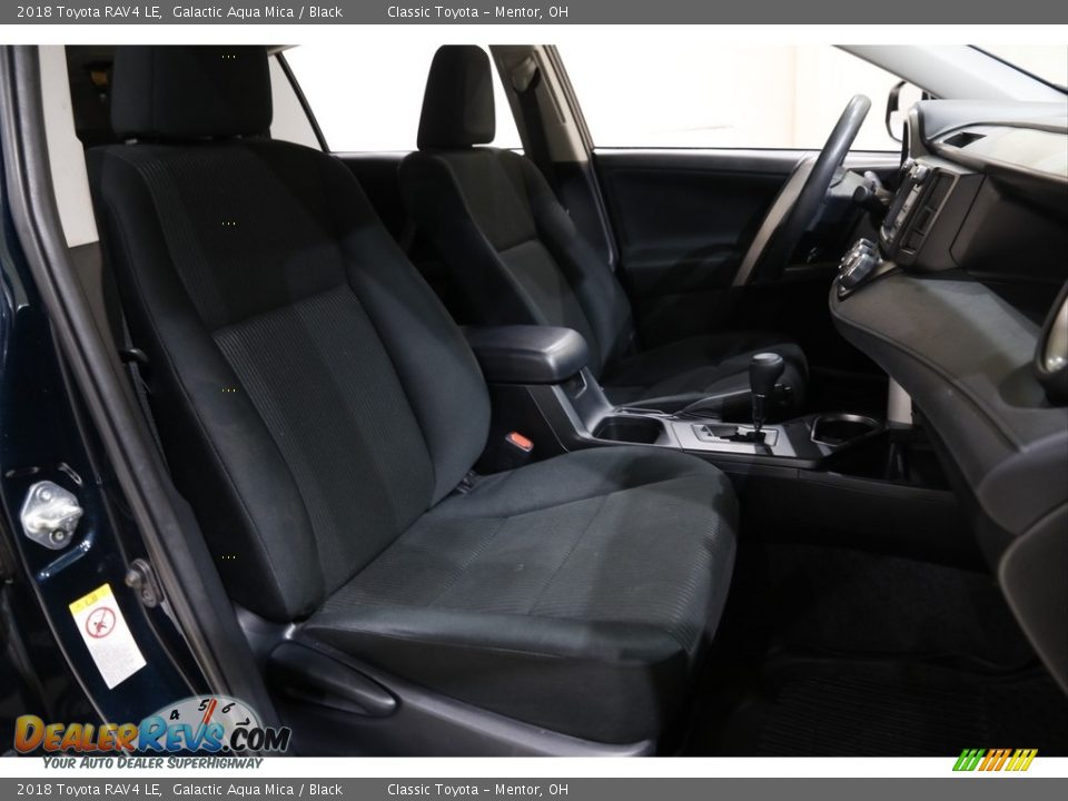 2018 Toyota RAV4 LE Galactic Aqua Mica / Black Photo #13