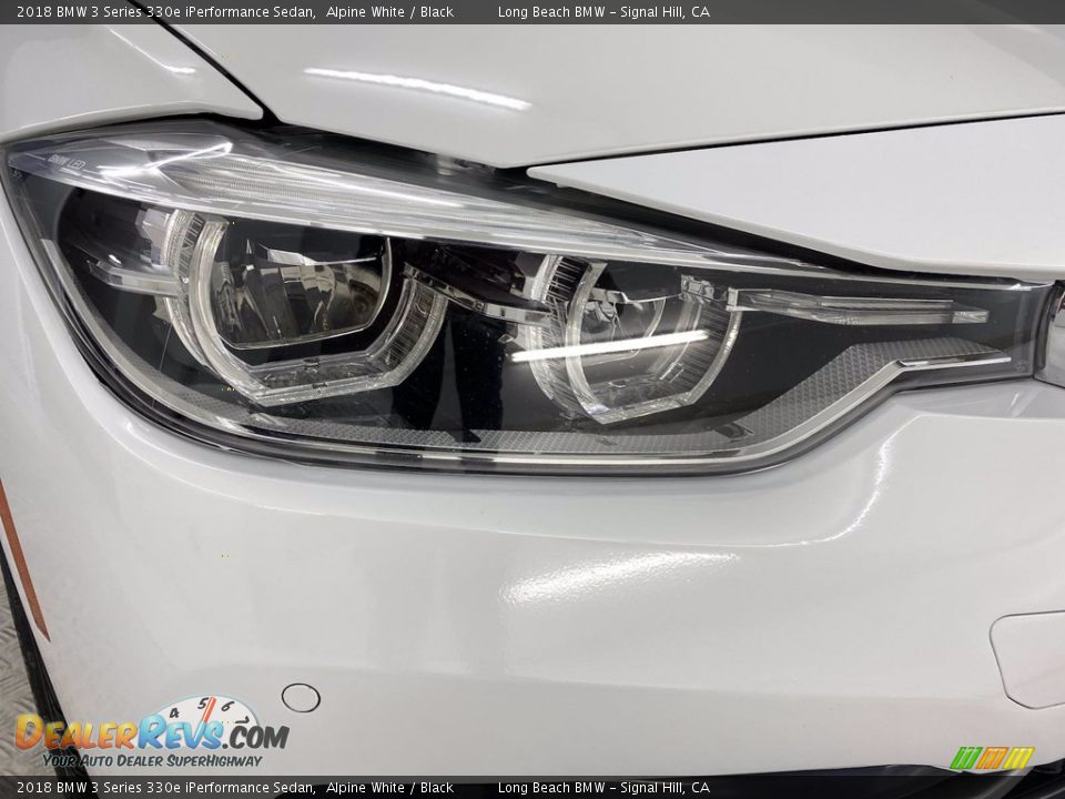 2018 BMW 3 Series 330e iPerformance Sedan Alpine White / Black Photo #7