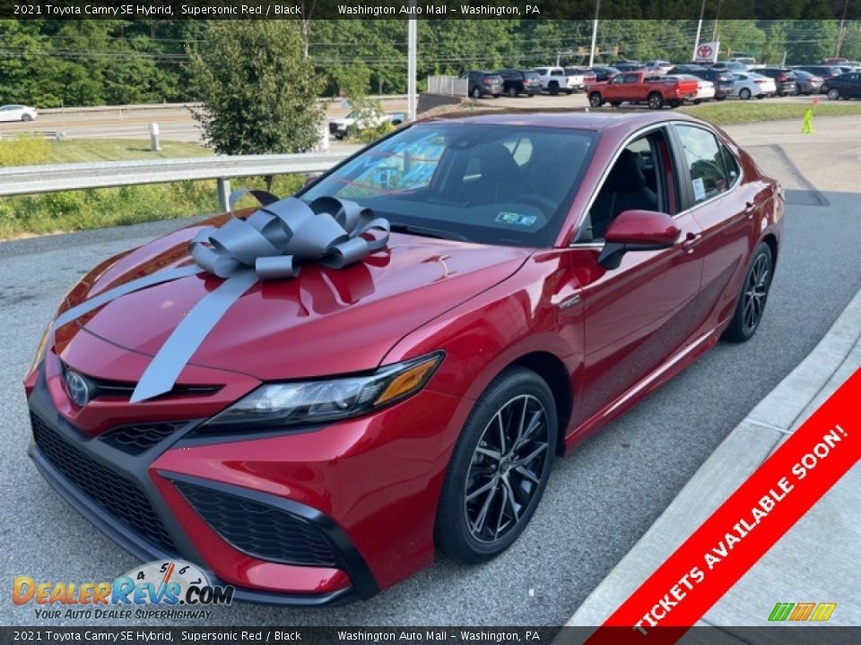 2021 Toyota Camry SE Hybrid Supersonic Red / Black Photo #6