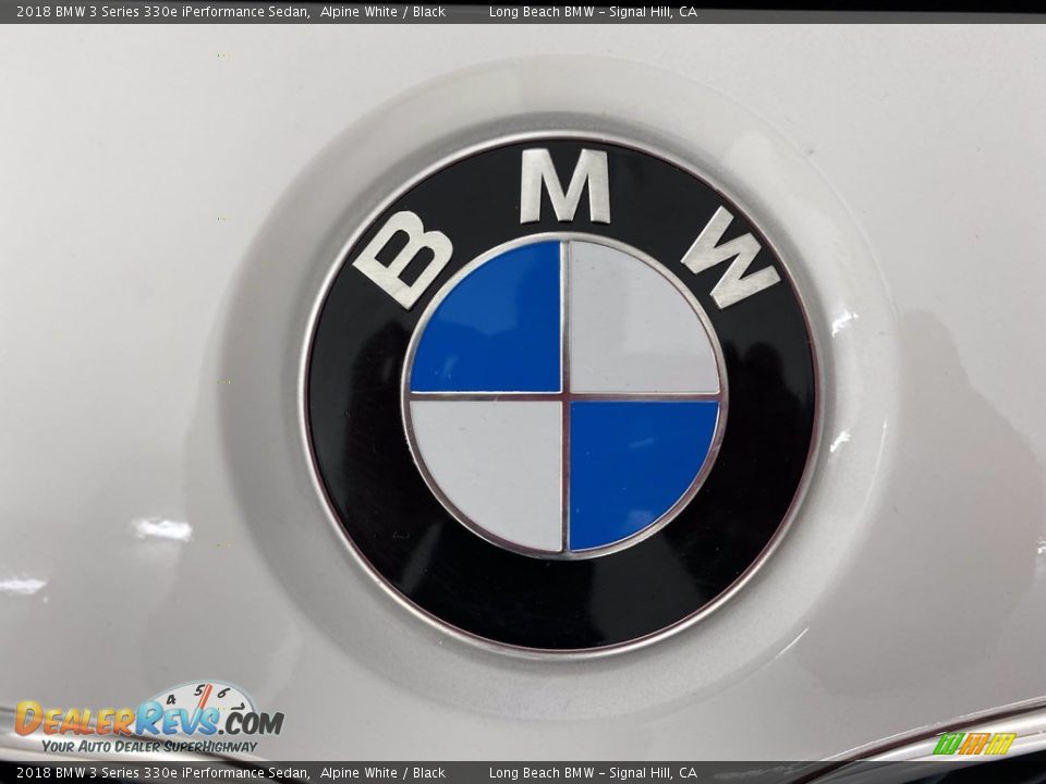 2018 BMW 3 Series 330e iPerformance Sedan Alpine White / Black Photo #8