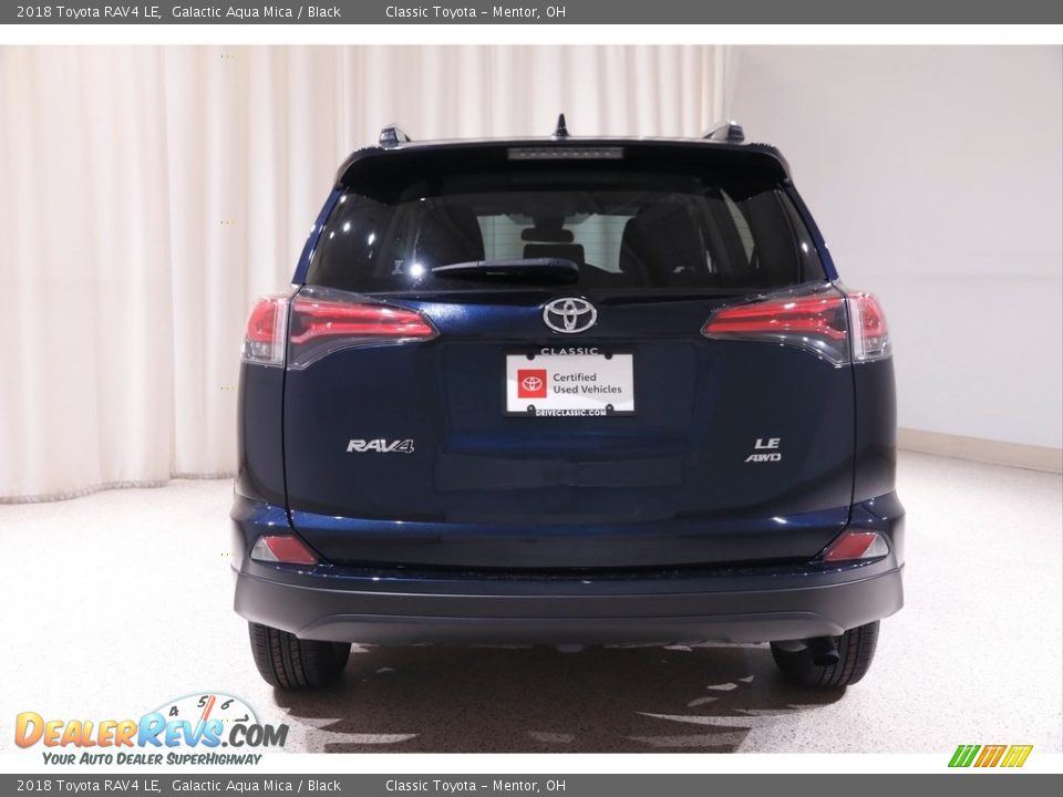 2018 Toyota RAV4 LE Galactic Aqua Mica / Black Photo #16