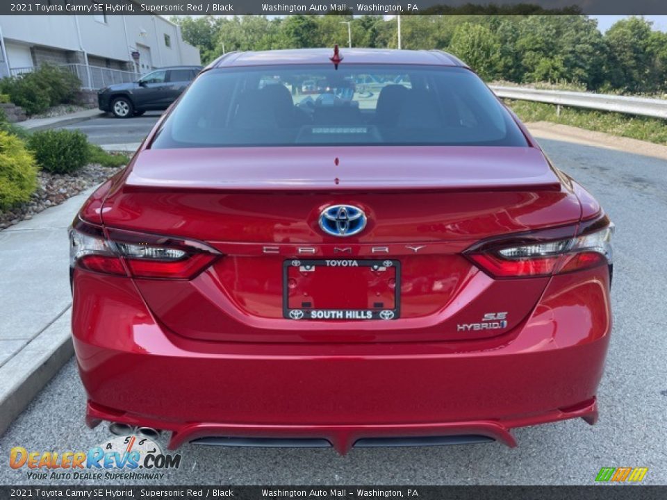 2021 Toyota Camry SE Hybrid Supersonic Red / Black Photo #7
