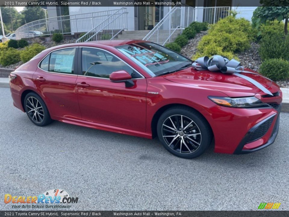 2021 Toyota Camry SE Hybrid Supersonic Red / Black Photo #10