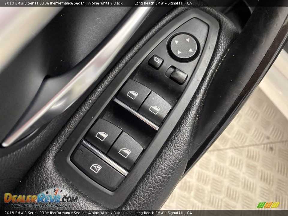 2018 BMW 3 Series 330e iPerformance Sedan Alpine White / Black Photo #14