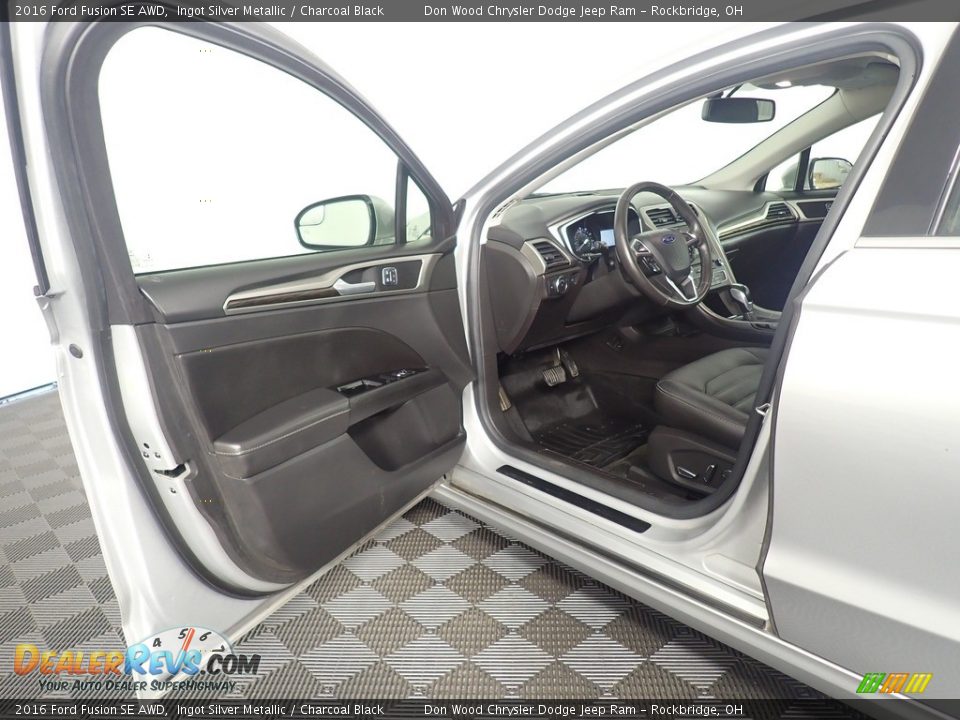 2016 Ford Fusion SE AWD Ingot Silver Metallic / Charcoal Black Photo #17