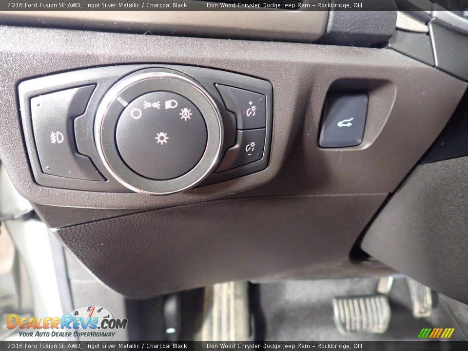 2016 Ford Fusion SE AWD Ingot Silver Metallic / Charcoal Black Photo #25