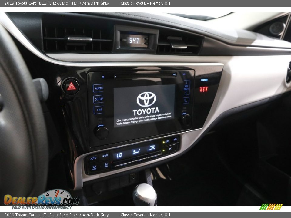 2019 Toyota Corolla LE Black Sand Pearl / Ash/Dark Gray Photo #9