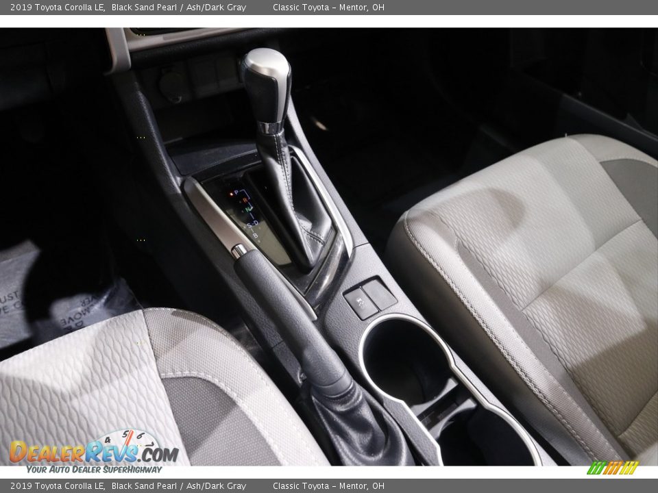 2019 Toyota Corolla LE Black Sand Pearl / Ash/Dark Gray Photo #12