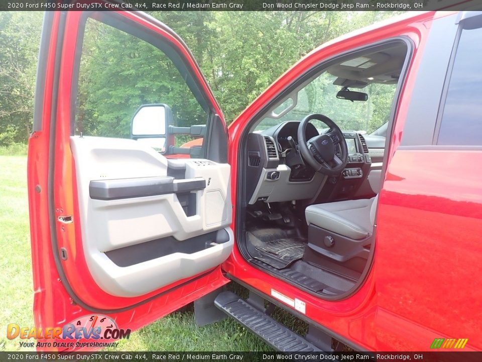 2020 Ford F450 Super Duty STX Crew Cab 4x4 Race Red / Medium Earth Gray Photo #18