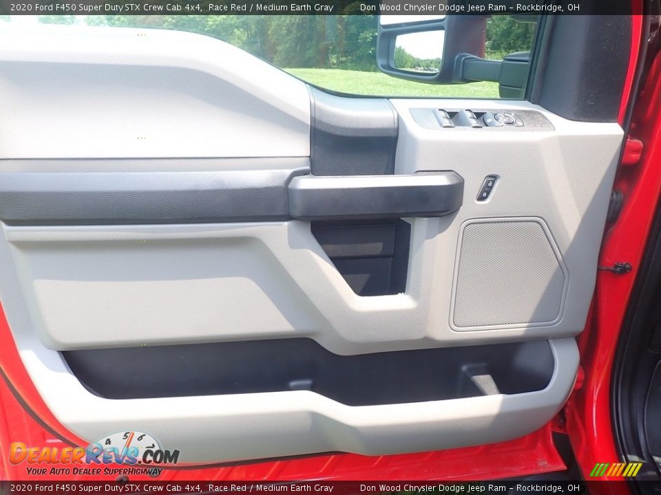 2020 Ford F450 Super Duty STX Crew Cab 4x4 Race Red / Medium Earth Gray Photo #19
