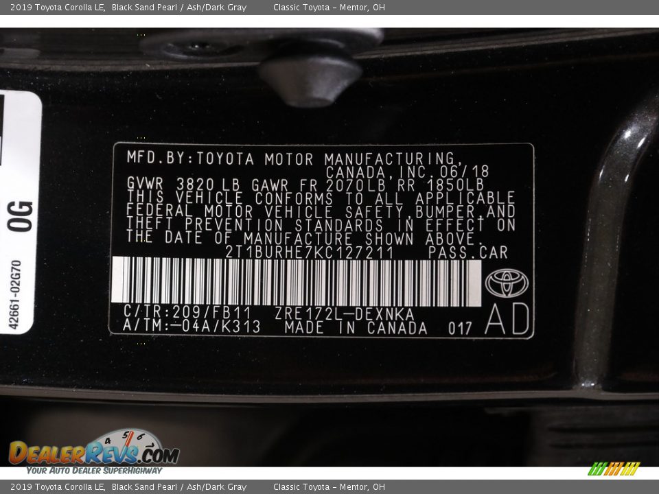 2019 Toyota Corolla LE Black Sand Pearl / Ash/Dark Gray Photo #18