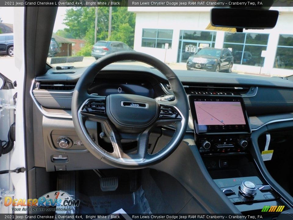 Dashboard of 2021 Jeep Grand Cherokee L Overland 4x4 Photo #14