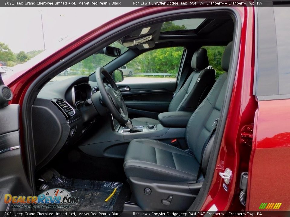 Front Seat of 2021 Jeep Grand Cherokee Limited 4x4 Photo #11