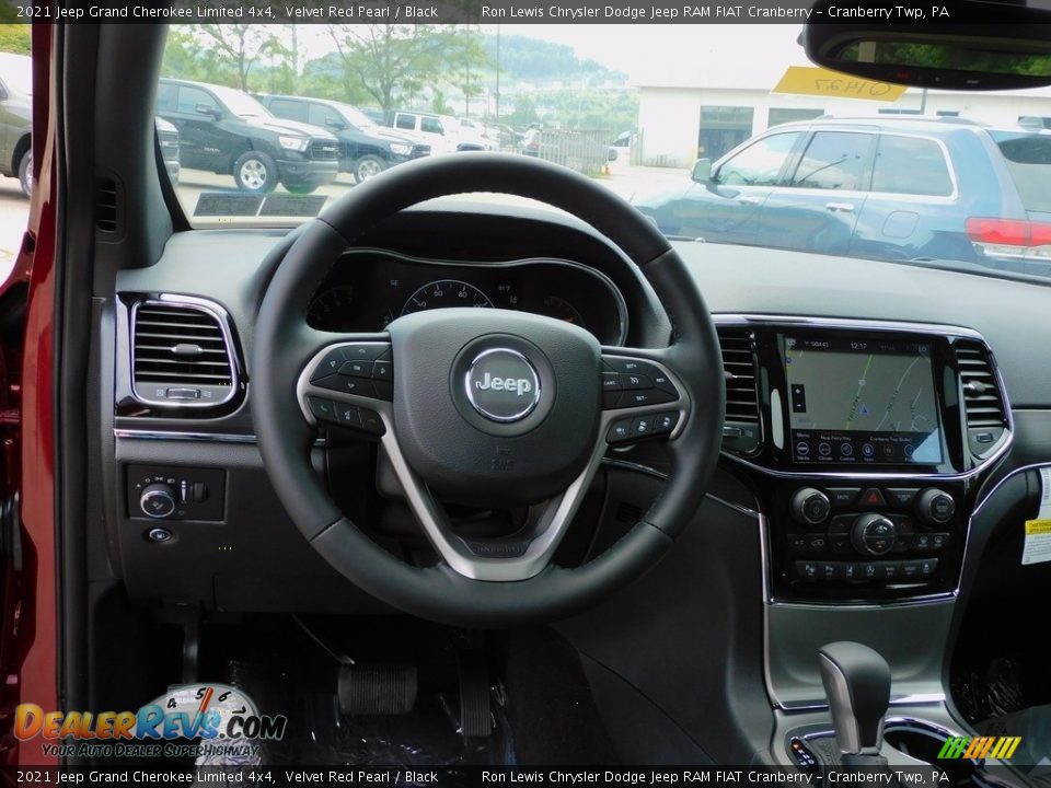 Dashboard of 2021 Jeep Grand Cherokee Limited 4x4 Photo #13