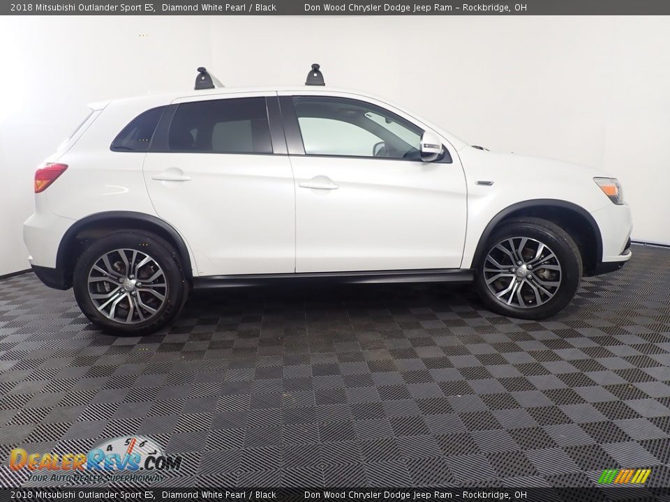 2018 Mitsubishi Outlander Sport ES Diamond White Pearl / Black Photo #10