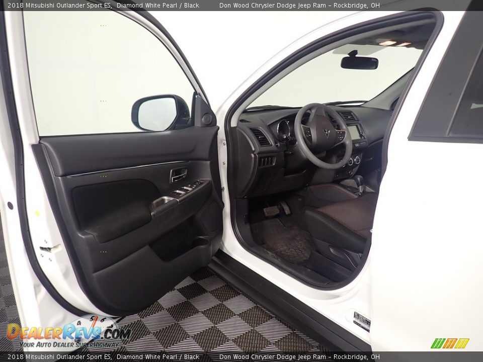 2018 Mitsubishi Outlander Sport ES Diamond White Pearl / Black Photo #15